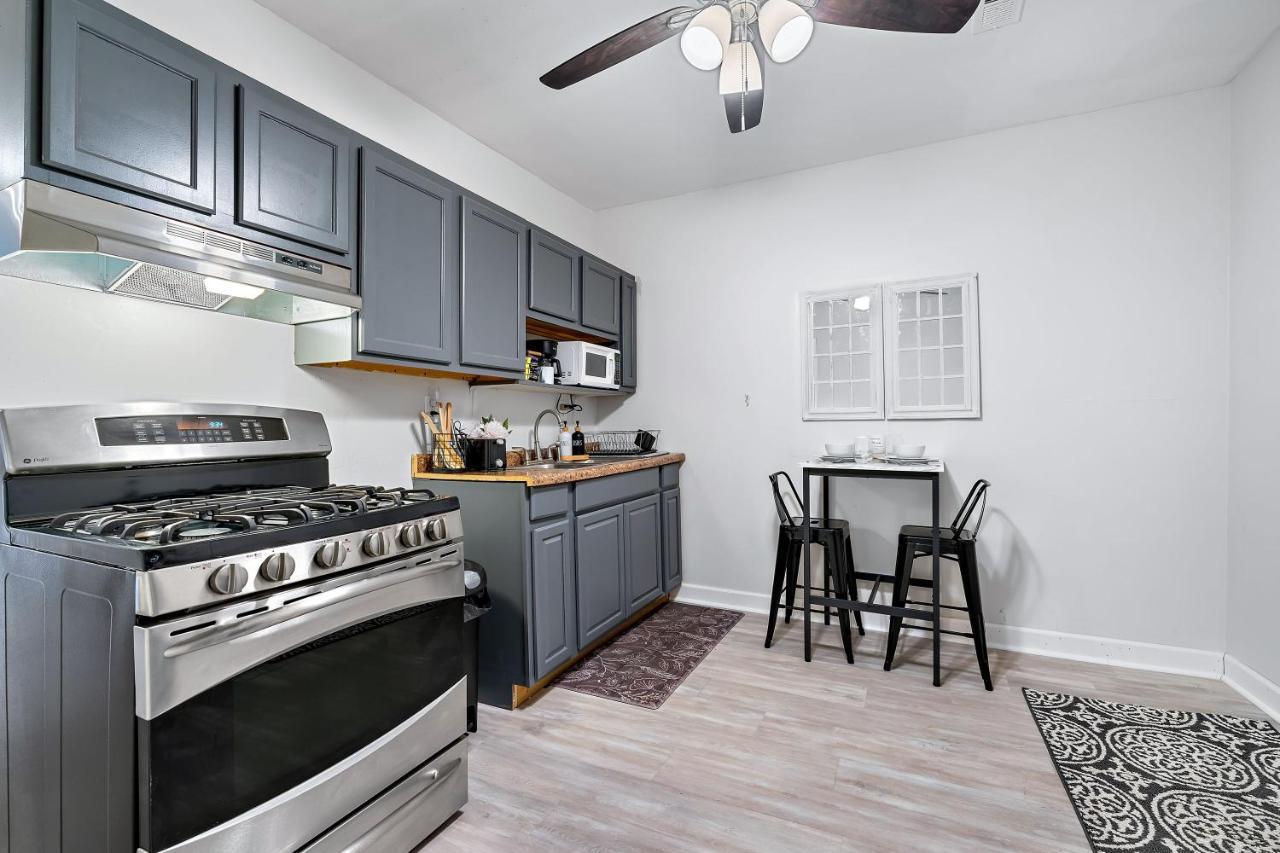 Princeton Suites Chicago Bagian luar foto